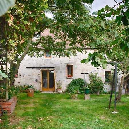 La Ferme Des Nonains Apartment Montjavoult Bagian luar foto